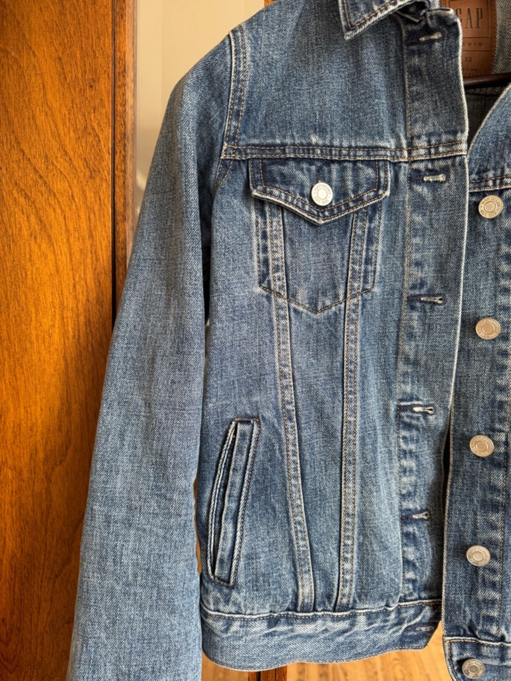 GAP Icon Denim Jacket - Picture 4 of 14